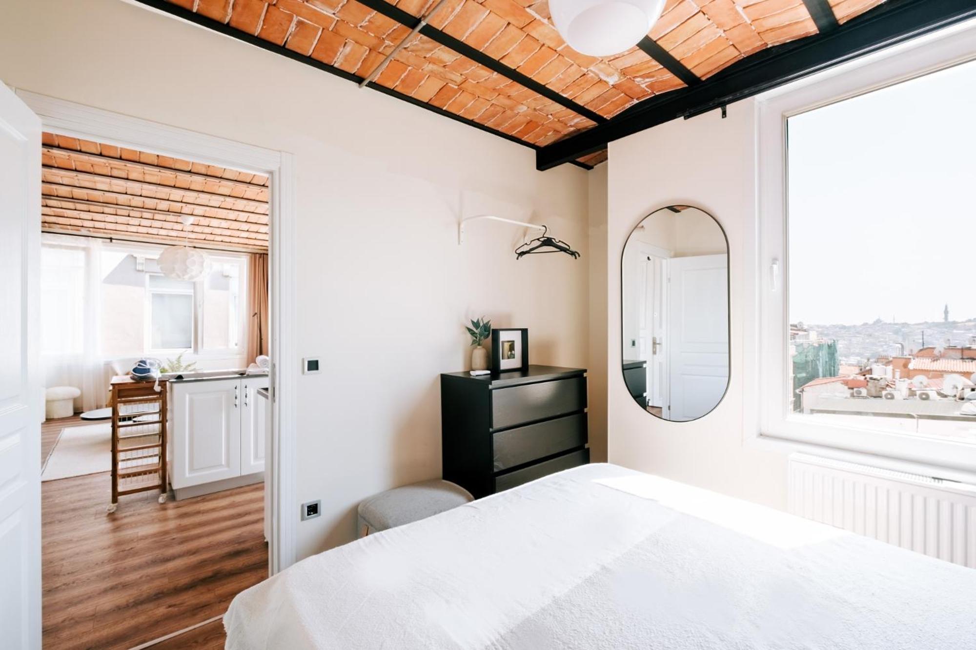 Flat W City View Near Galata Tower In Istiklal Ave Apartment Истанбул Екстериор снимка